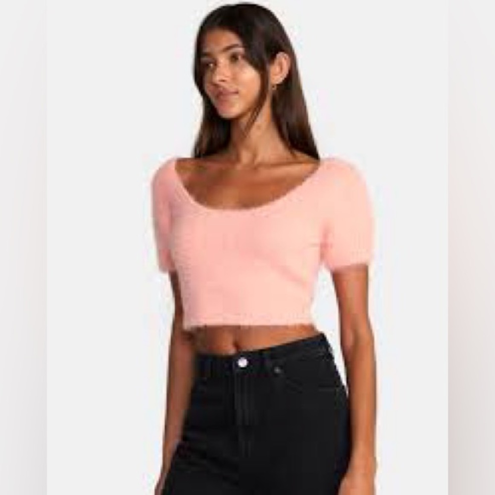 RVCA MURRAY CROPPED SWEATER in Coral. Size S excellent condition